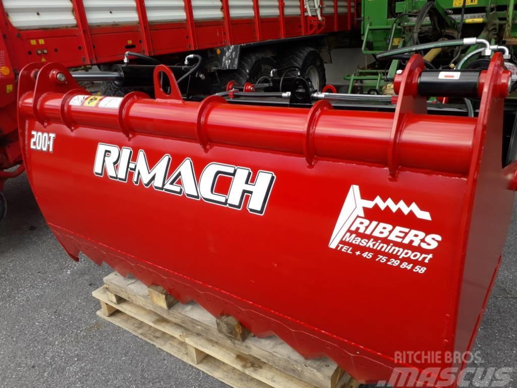  Ri-Mach EasyCut 200T Front loader accessories