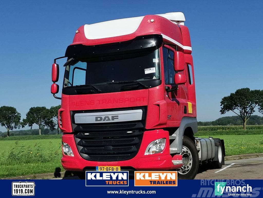 DAF CF 460 spacecab manual Tractor Units