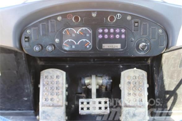 CAT 953C Pásové nakladače
