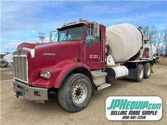 Kenworth T800 Tandem Mixer Concrete Truck