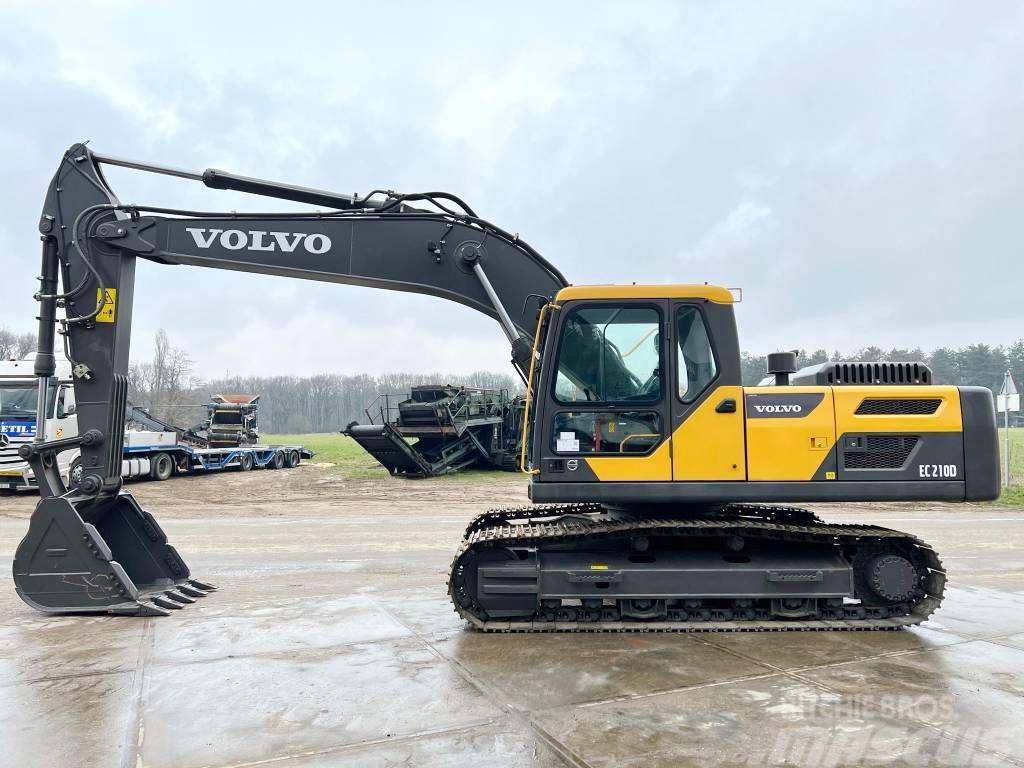 Volvo EC210D - New / Unused / Hammer Lines / 2024 Crawler excavators
