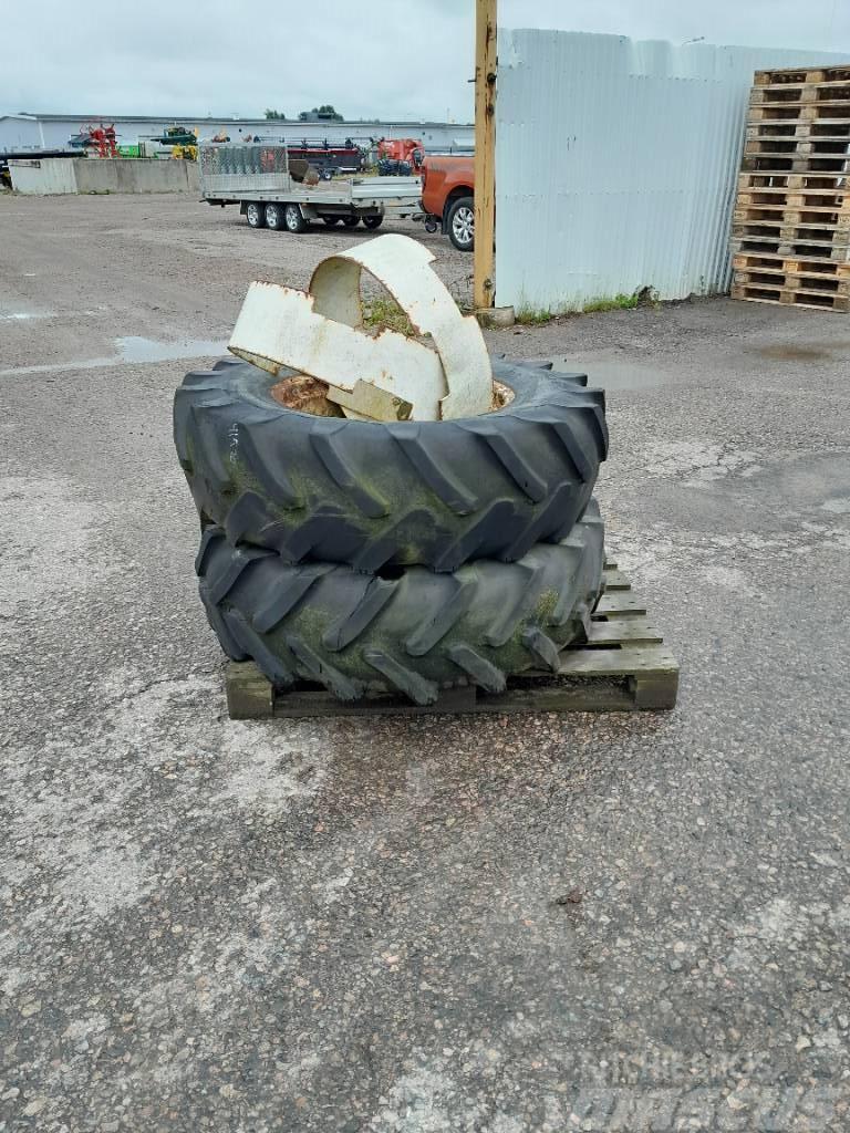 Michelin 13,6R24 Dubbelmontage Tyres, wheels and rims