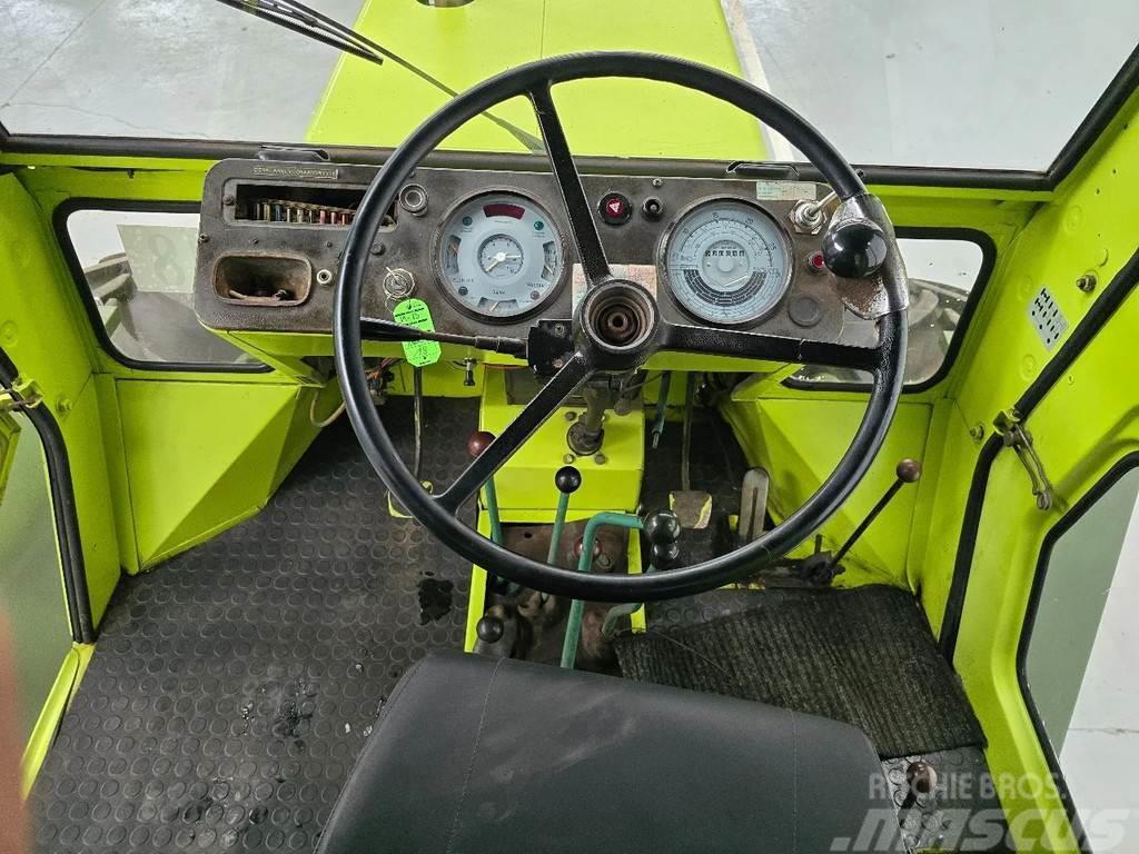 MB Trac 800 / NIEUWE TOESTAND - NOUVELLE CONDITION Tractors
