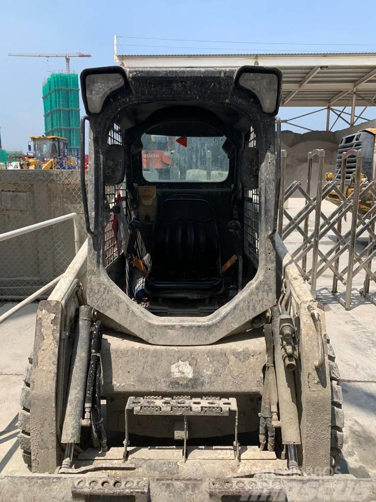 Bobcat Skid Steer Loader S450 Skid steer loaders