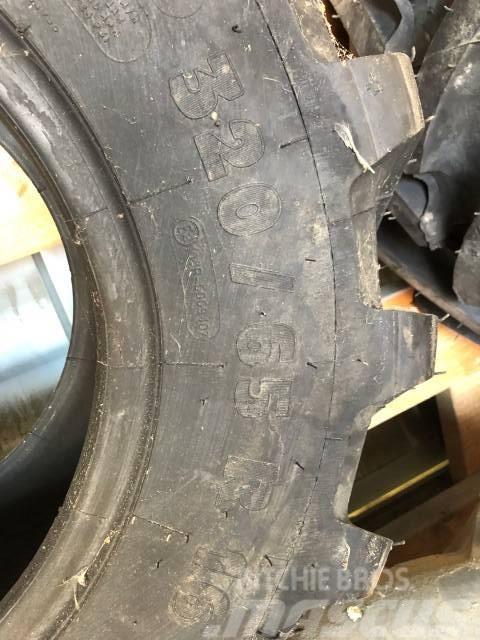 Michelin Däck 2 st 320/65-16 Other tractor accessories