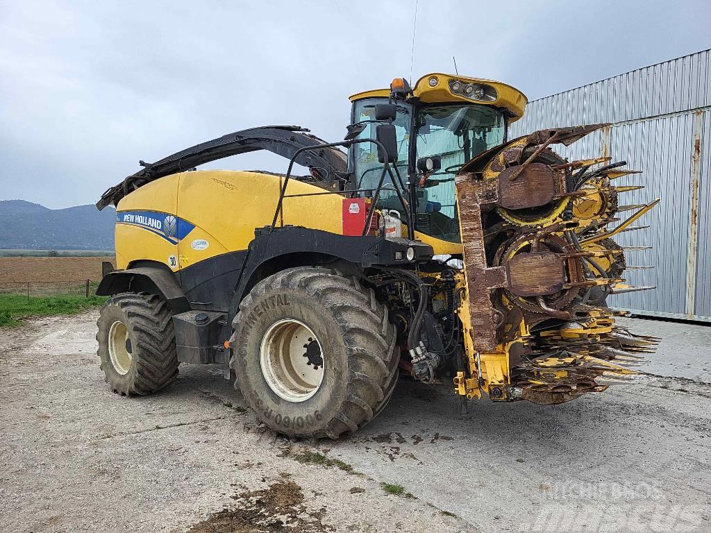 New Holland FR 600 4x4 + Pick Up 30HPPE + Corn Header 600 SFIE Self-propelled foragers