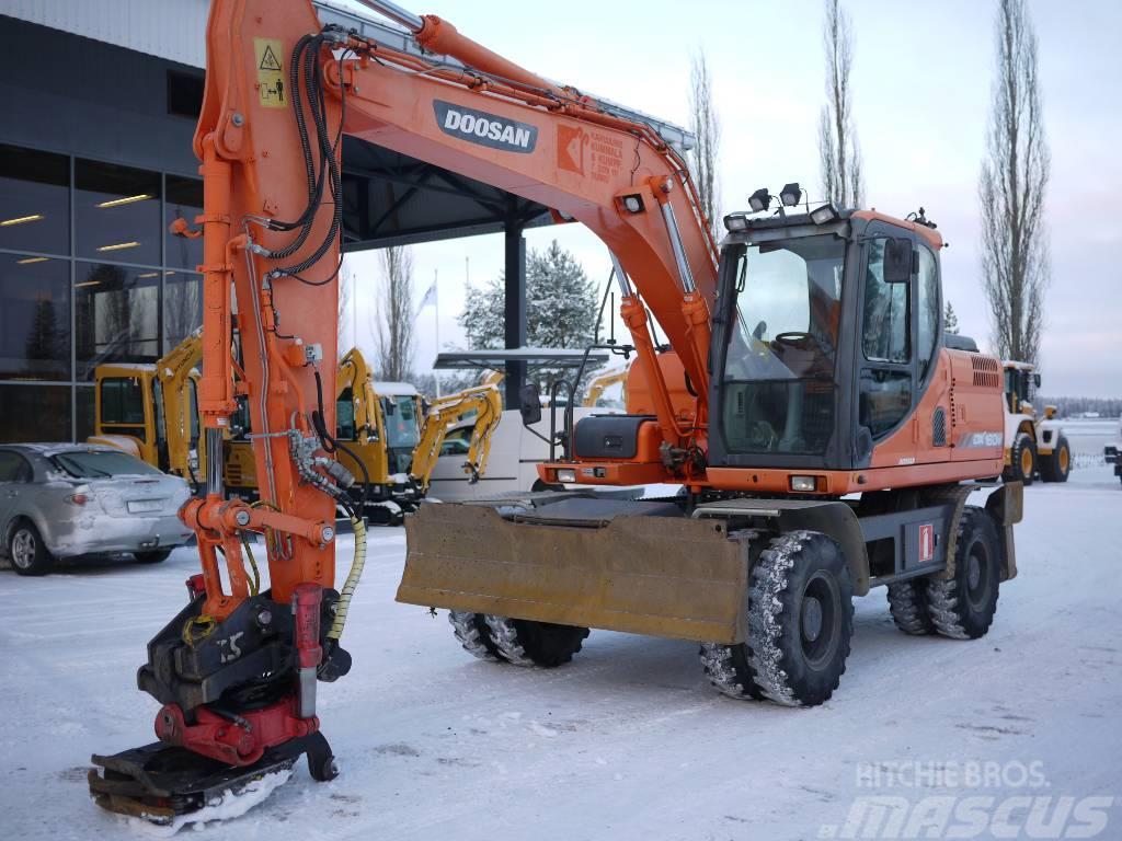 Doosan DX 160 W Wheeled excavators