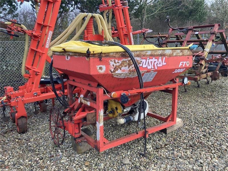 Gaspardo HS 12 - 75 incl fronttank for gødning Other tillage machines and accessories