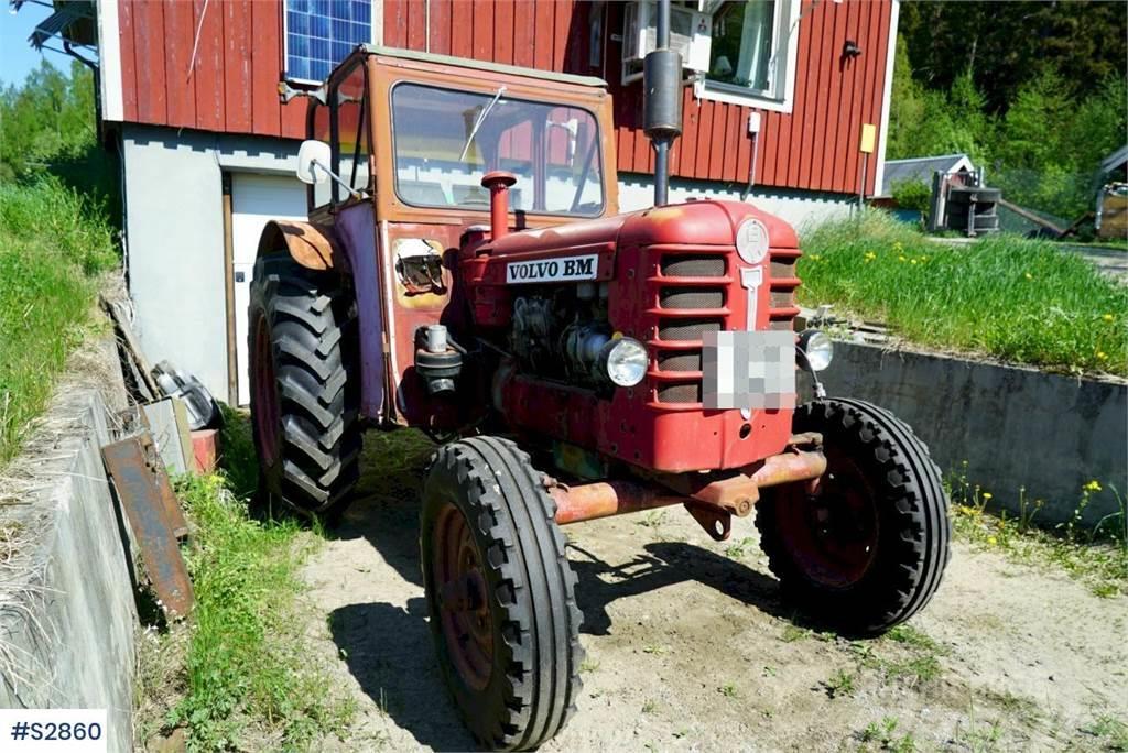 Volvo BM 350 TRACTOR WITH REAR NEW TIRES! Tractors