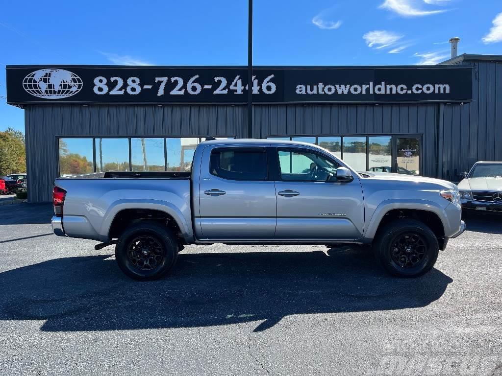 Toyota Tacoma SR5 Double Cab Long Bed V6 6AT 4WD Pick up/Dropside