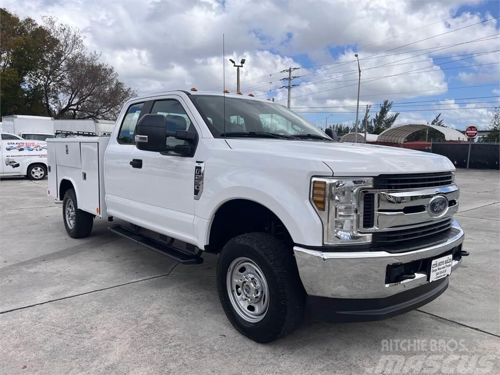 Ford F250 SD SUPERCAB 4x4 *UTILITY TRUCK* F-250 Pick up/Dropside