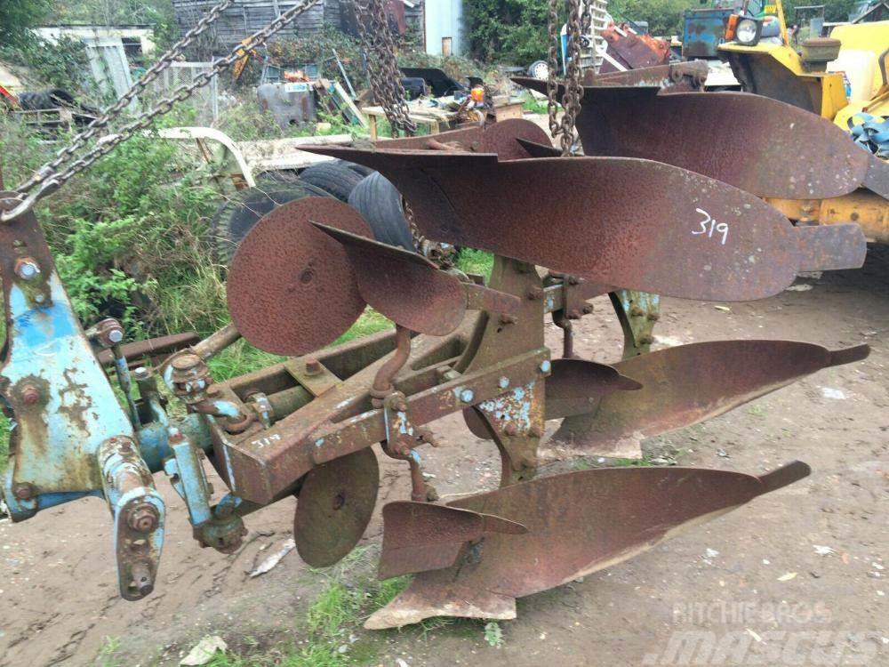 Ransomes TSR 2 Furrow reversible plough Conventional ploughs