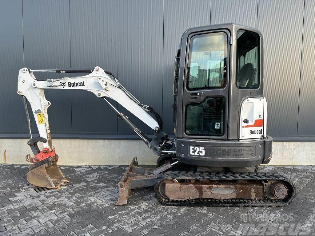 Bobcat E25 Mini excavators < 7t (Mini diggers)