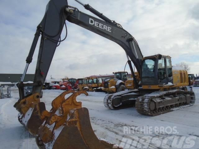 John Deere 270 DLC Crawler excavators