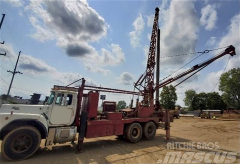  Gus Pech KH-48 Super George Drill Rig Surface drill rigs