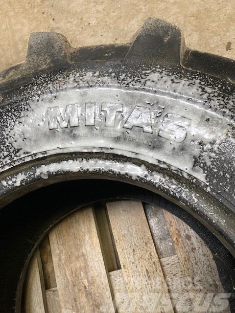 Mitas 405/70-20  2 stk. Tyres, wheels and rims