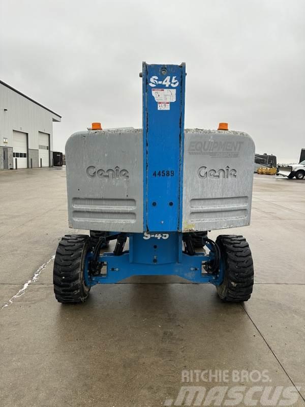 Genie S45 Telescoping Boom Lift Other components