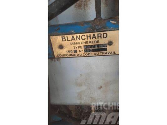Blanchard PROFIL Mounted sprayers