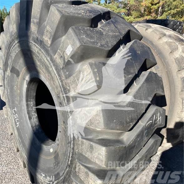 BKT 29.5X25 Tyres, wheels and rims