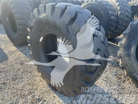 Firestone 20.5X25 Tyres, wheels and rims