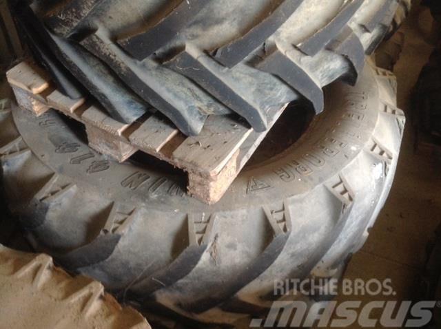 Trelleborg 4 stk. komplette Twin hjul for MF 650/60X38+600/55 Tyres, wheels and rims