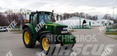 John Deere 6830 Tractors