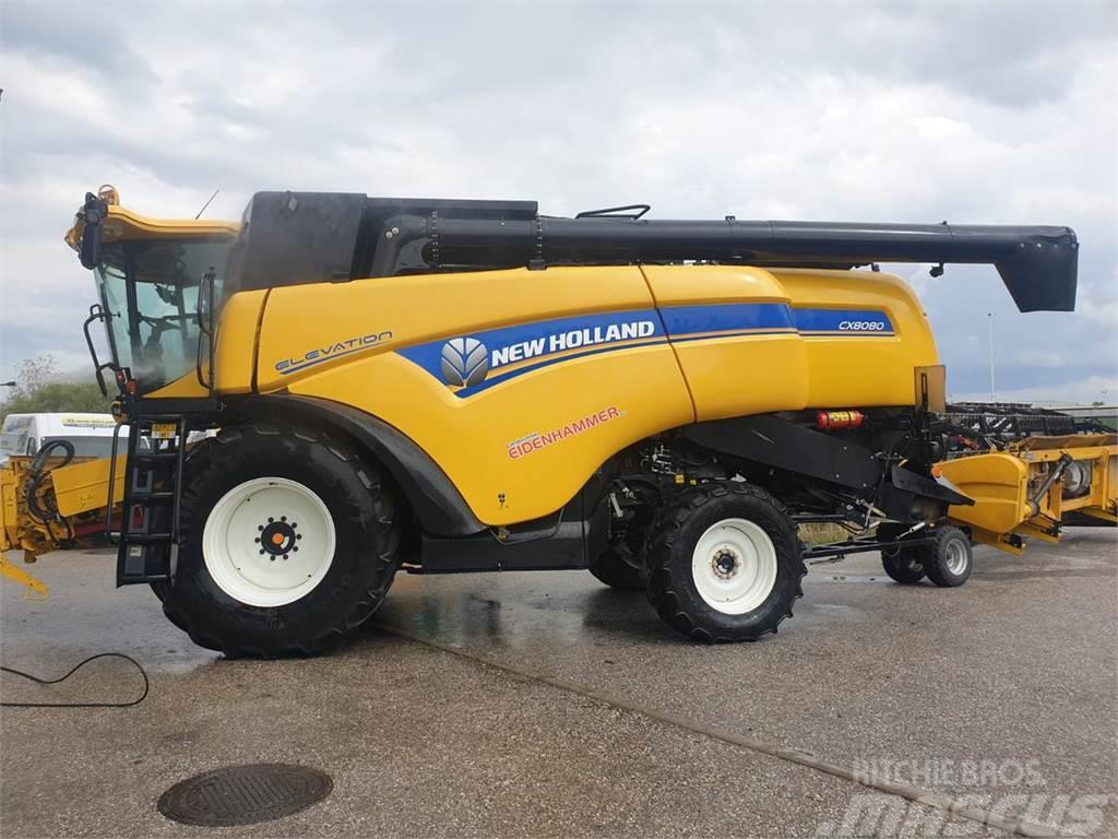 New Holland CX8080 Elevation Combine harvesters