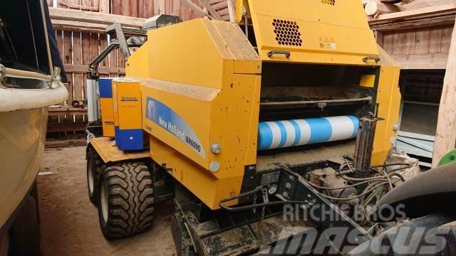 New Holland BR6090 Round balers