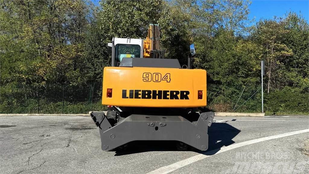 Liebherr A904 Wheeled excavators