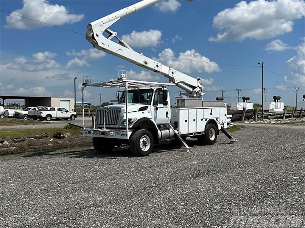 International 7300 Truck & Van mounted aerial platforms
