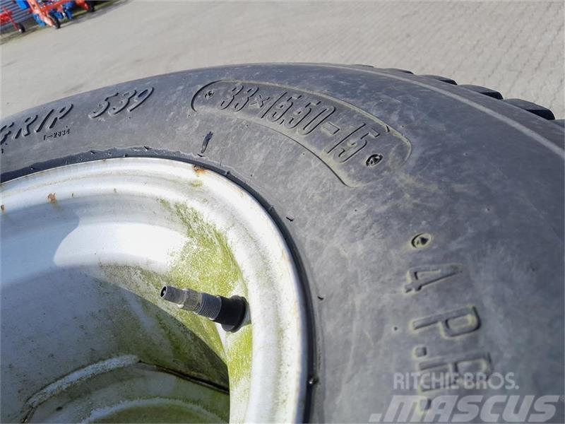 Trelleborg Soft Grip 539 - 33x15.50-15 Tyres, wheels and rims