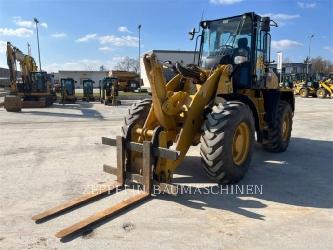 CAT 918M