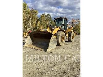 CAT 966M
