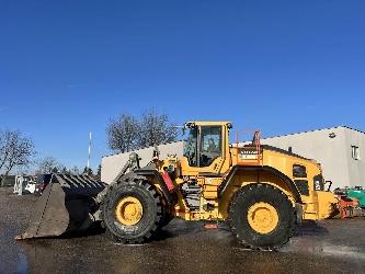 Volvo L 220 H