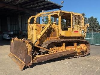 CAT D7