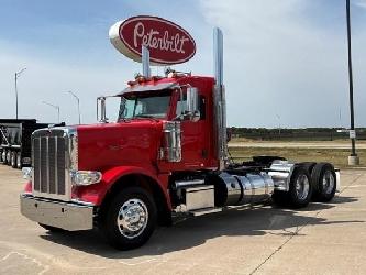 Peterbilt 389