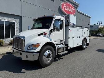 Peterbilt 537