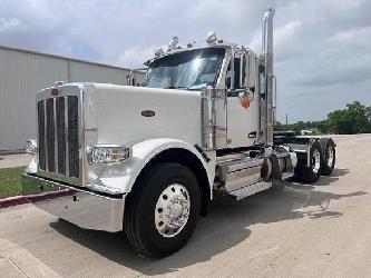 Peterbilt 589