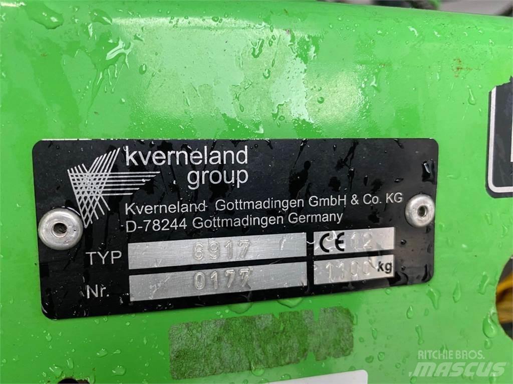 Deutz-Fahr 6917 Obracače a zhrabovače sena