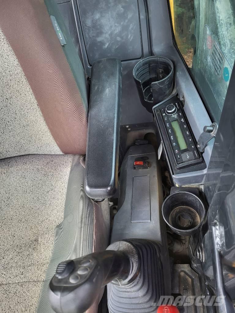 Komatsu PC88MR-11 Midi rýpadlá 7 t - 12 t