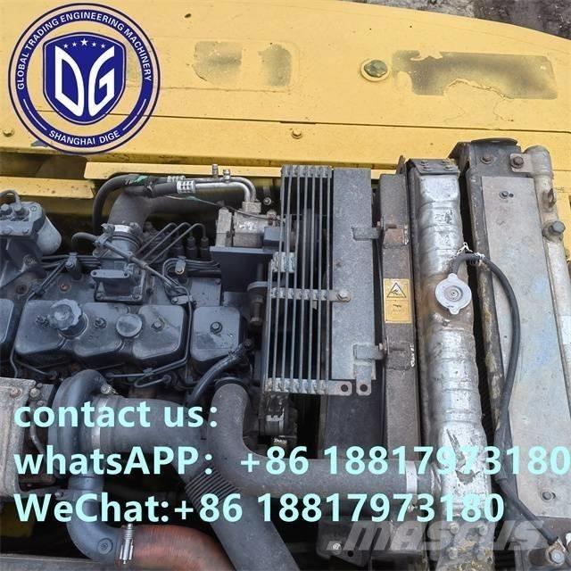 Komatsu PC220-7 Pásové rýpadlá