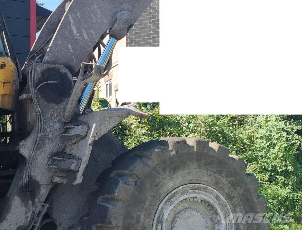 Volvo L 350 F Kolesové nakladače