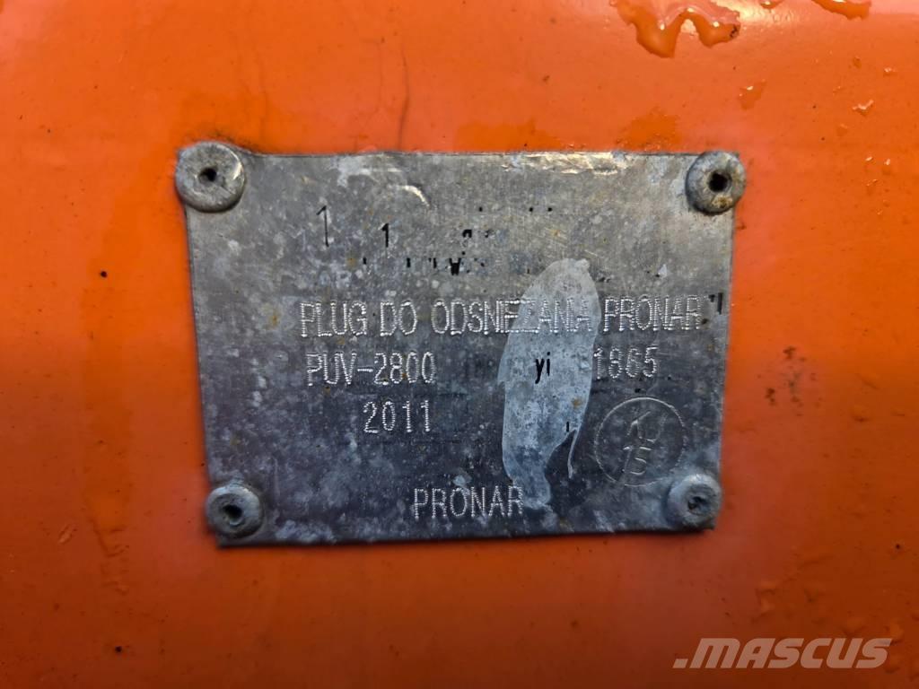 Pronar PUV 2800 Snežné pluhy, predné snežné radlice