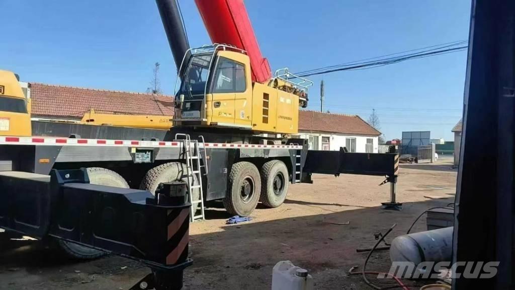 Sany 1600T8 Univerzálne terénne žeriavy