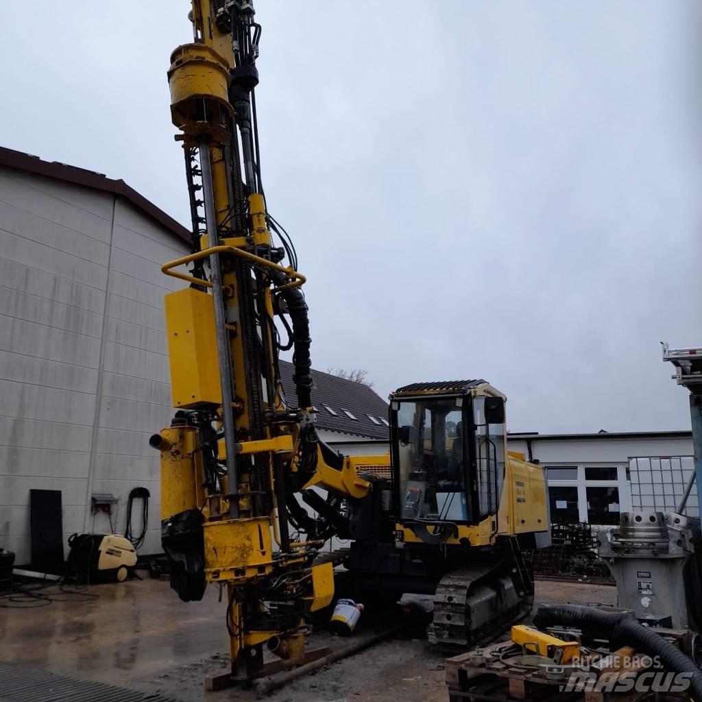 Atlas Copco F6 Povrchové vrtné súpravy