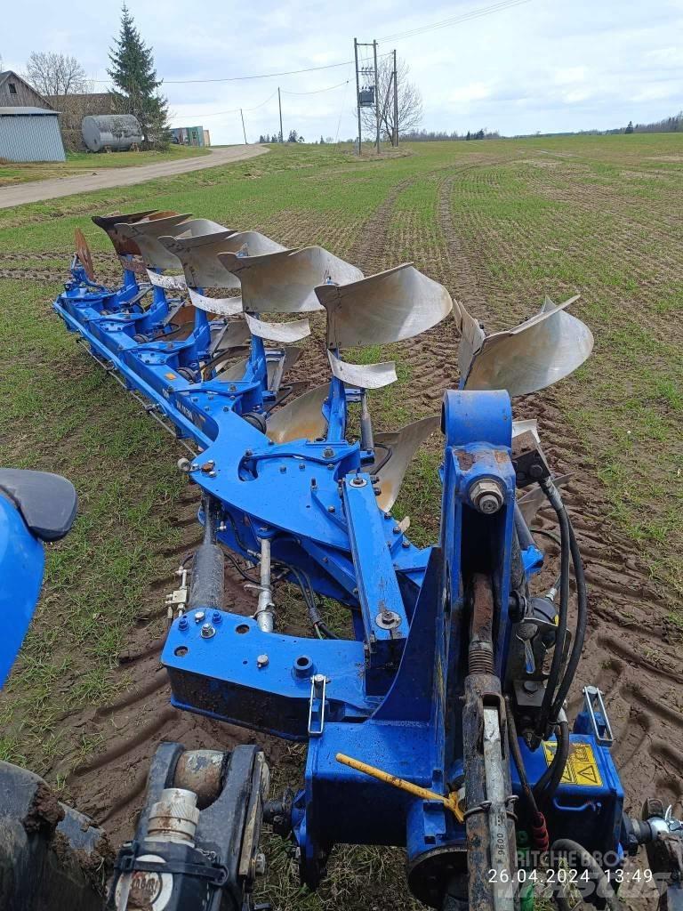New Holland PXV6H Dvojstranné pluhy