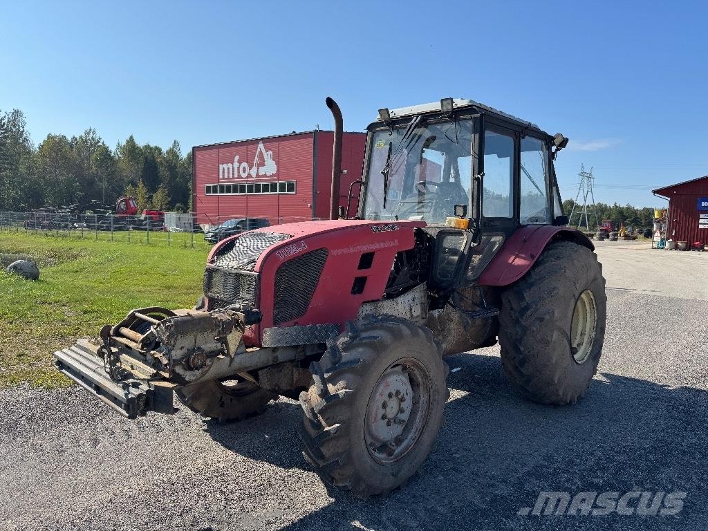 Belarus 1025.4 Lesné traktory