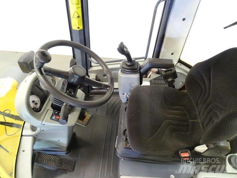 Yanmar V80 Kolesové nakladače