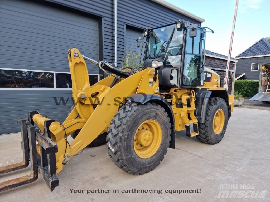 CAT 918 M Kolesové nakladače