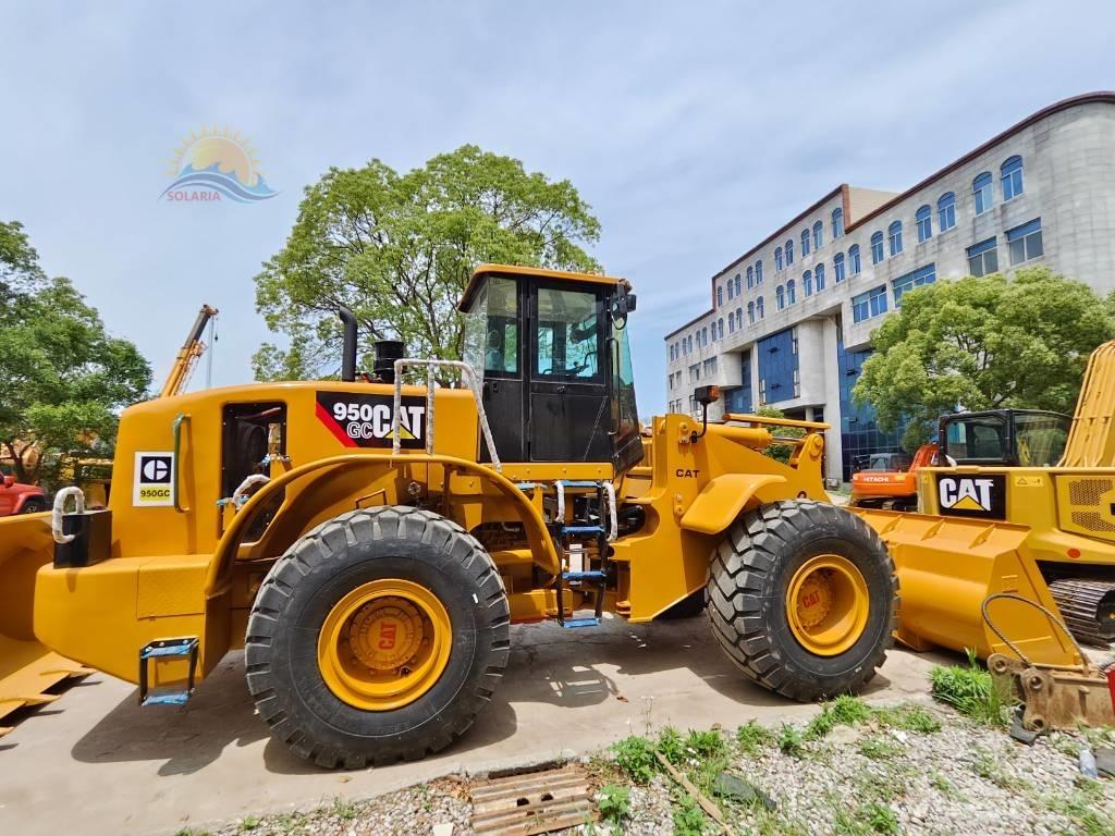 CAT 950GC Kolesové nakladače